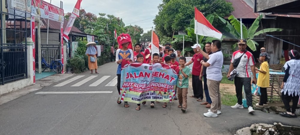 Kegiatan 17.an Jalan Sehat