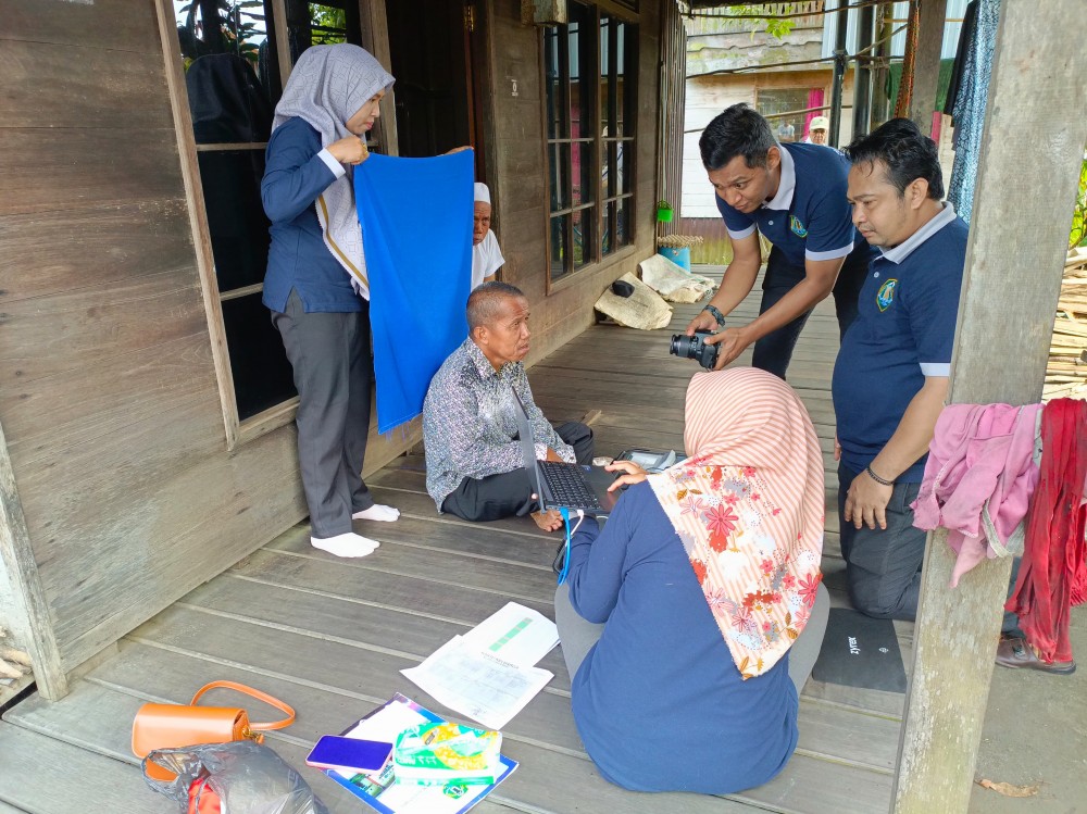 JEMPUT BOLA REKAM KTP