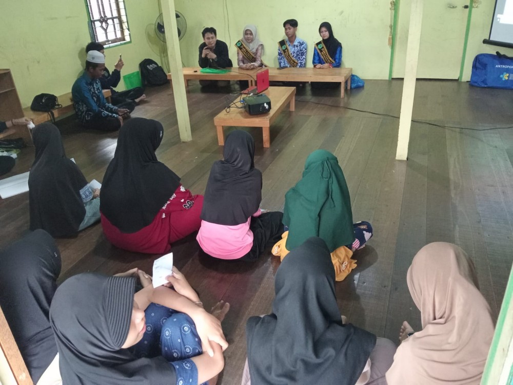 SOSIALISASI DUTA GENRI